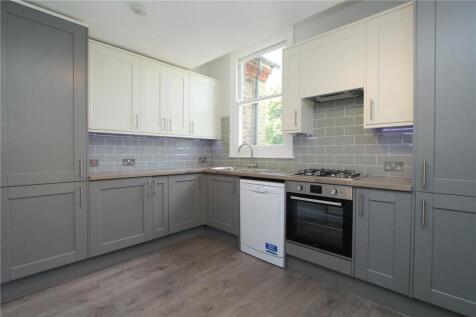 Leopold Road, Ealing Common, London, UK, W5 photo 2