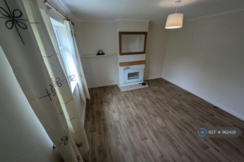 The St, Swindon, SN25 photo 5