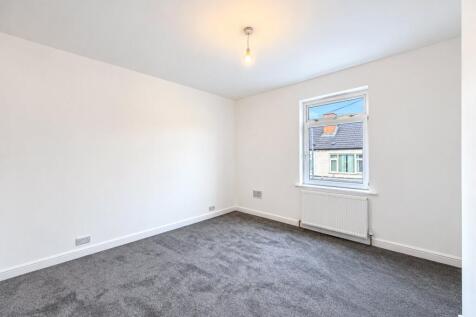 Lower Oxford Street, Castleford, WF10 photo 5