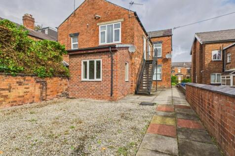 Flat 2 Ormskirk Rd 7