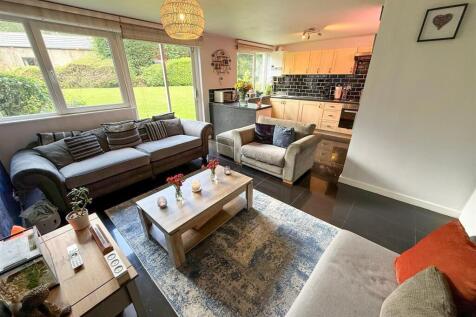Open Plan Kitchen &amp; Sitting Room