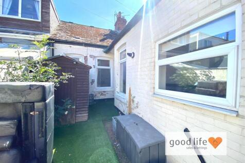 20260824_121811491_iOSguildford street.jpg