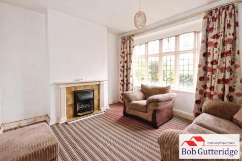 BAY FRONTED LOUNGE