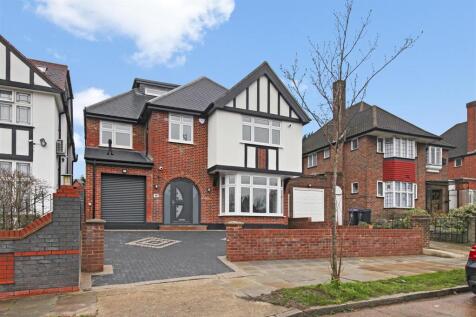 Sudbury_Court_Drive.jpg