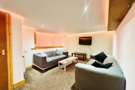 6-bed house on Midland Avenue, Nottingham, £3,807/mo