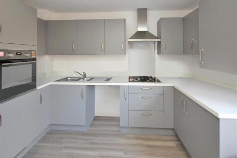 KITCHEN NEW.JPG