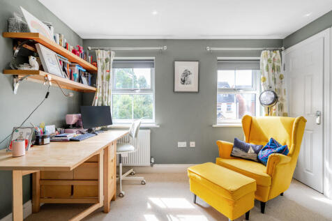 1334443-18-6899c8...