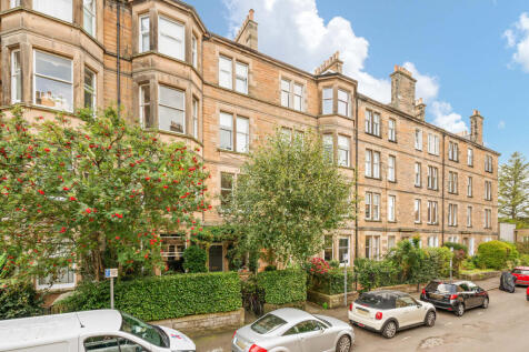 Exterior of 5 (1F2) Comiston Gardens
