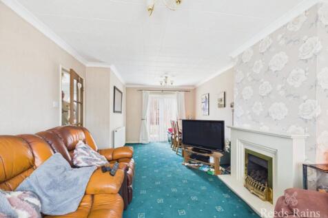 Sitting/Dining Room