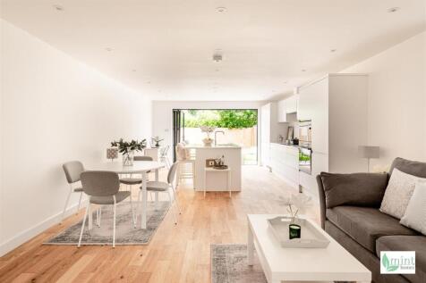 Bourneside Road - Watermark-2.jpg