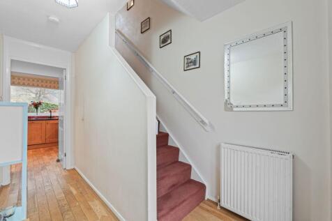 2 bed, 1 bath Terraced in Leeds - Photo 7