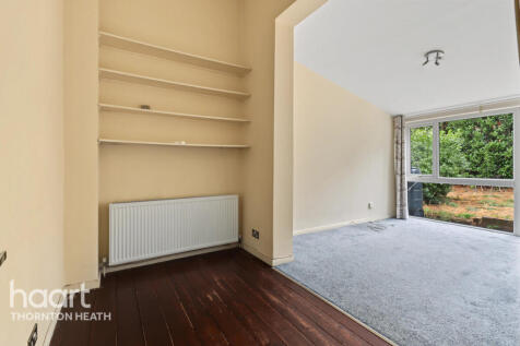 Click to visit Rightmove listing