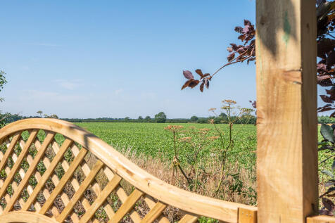 3FieldBarnCottage...