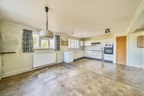 1361269-16-68e3ca...