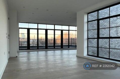 4. Living Room (Unfurnished)