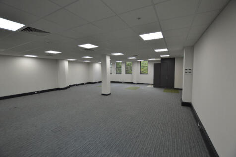 Office to rent Image 3