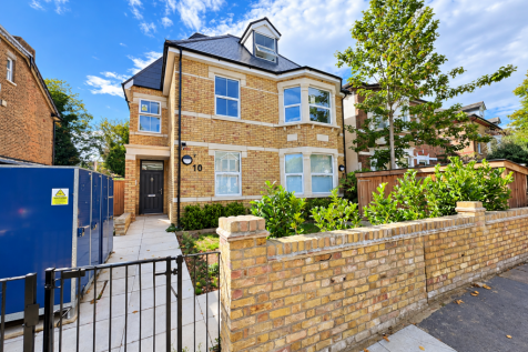 2-bed flat on Nicoll Road, London, £1,995/mo