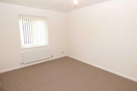 Village Court, Whitley Bay photo 4