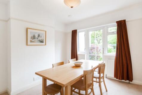 DiningRoom2