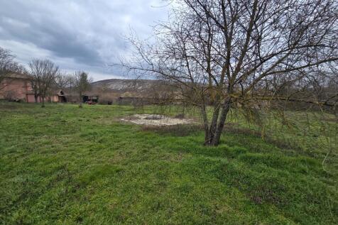 Property Image 100