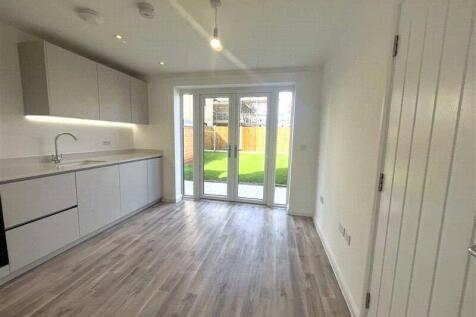 Joseph Ward Close, Chelmsford, Essex, CM1 photo 3