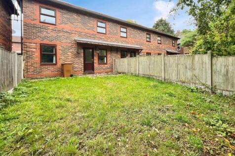 Stoke-on-trent, ST4 - property photo