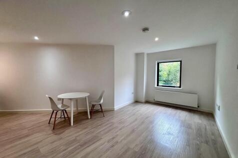 8 pembroke - livi...