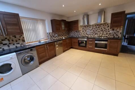 Oak Tree Lane, Selly Oak, Birmingham photo 3