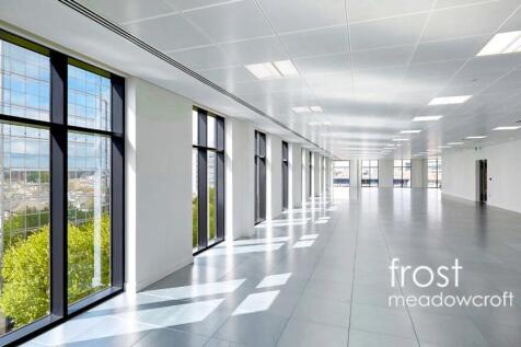 Kings House  Hammersmith Rd W6 office to let 14.