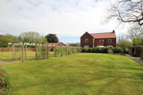 Rear elevation photo 2