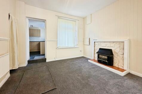 Caerphilly Road, Senghenydd photo 4
