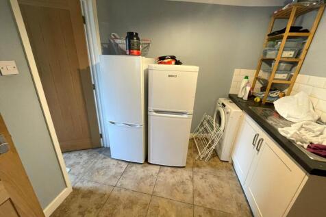 Burwell Drive, Witney photo 5