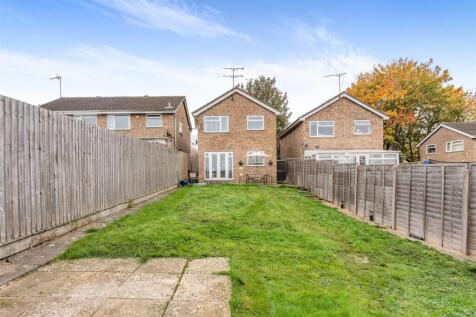 46 Kingfisher Drive, Banbury-15.jpg