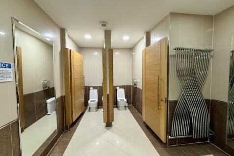 Office to rent Image 12
