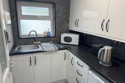 Shared Kitchenette