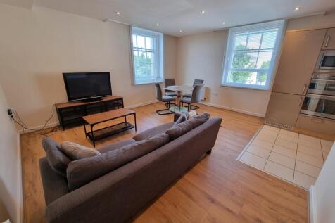 38 The Space, Clarendon Avenue, Leamington Spa photo 4