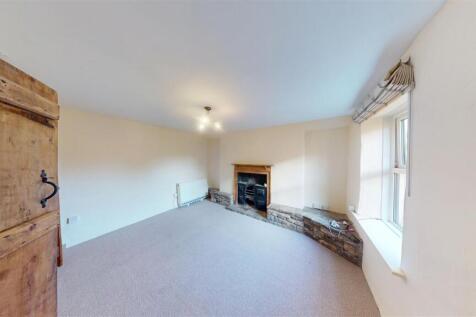 Living room .jpg