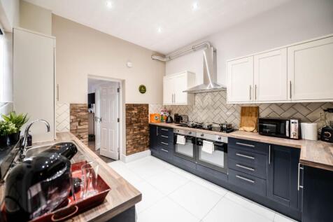 En-Suite Room, Ashton Road West photo 4