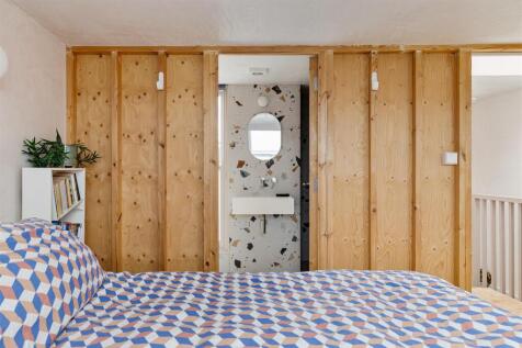 Wellington Road, E17