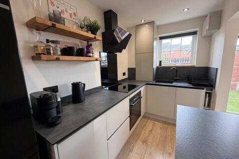 Additional Kitche...