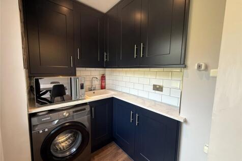 The Copse, LIVERPOOL, L18 photo 4