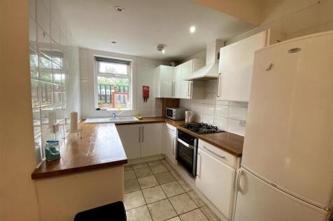 Kathleen Grove, Rusholme, £145pppw photo 3