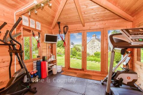 Workshop/Outbuildings