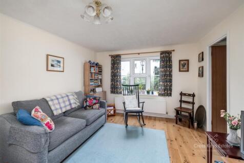 Sitting/Dining Room
