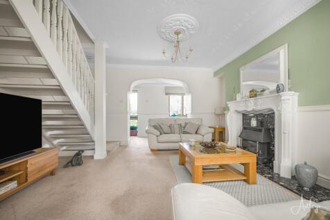 Another Aspect Of The Lounge