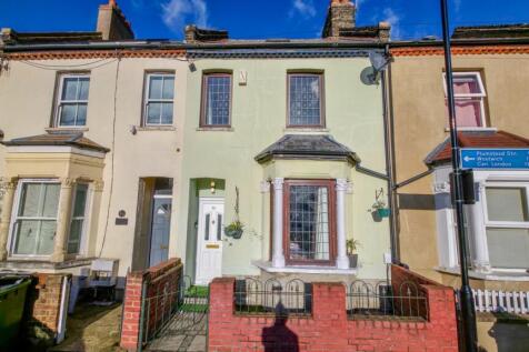 London, SE18 - property photo