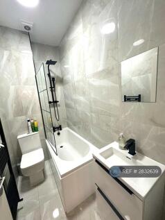 Flat 2 Bathroom