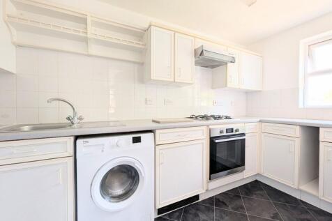 North Parade, Horsham, RH12 photo 3