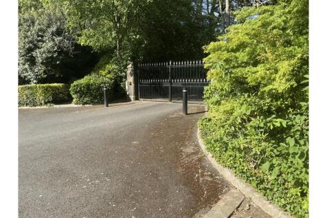 Gated Driveway