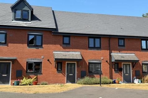 4 Giles Court.jpg